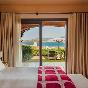 Aethos Sardinia 5*, Cannigione Italië