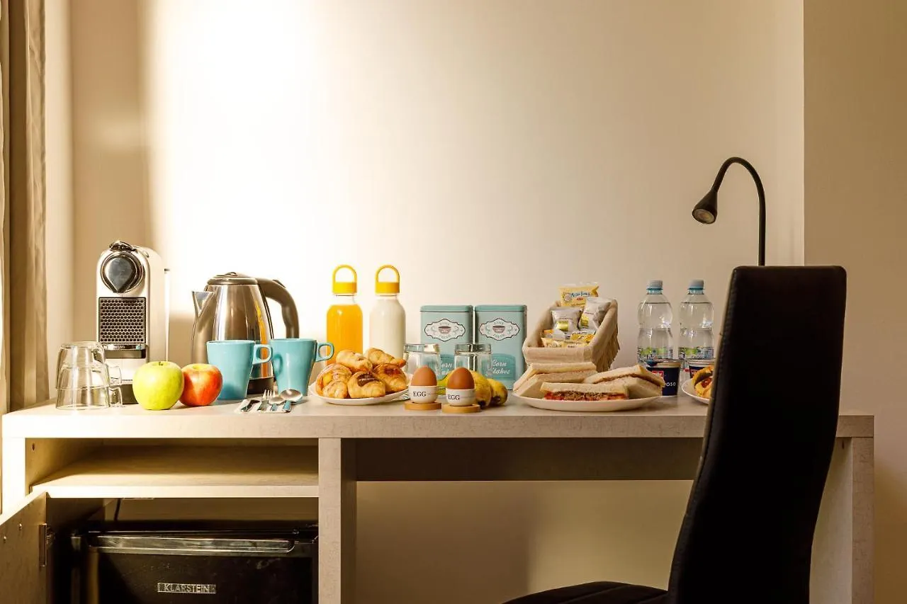 Bed & Breakfast Catone Luxury Rooms Rome