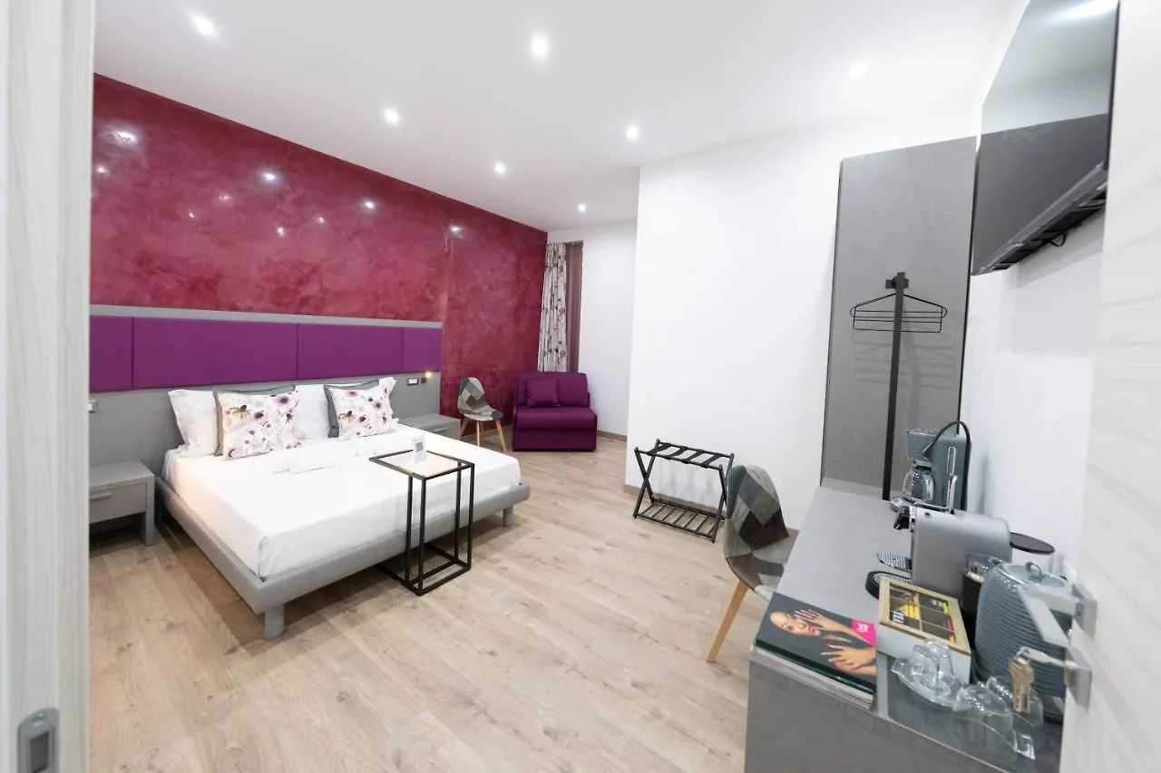 Catone Luxury Rooms Rome 0*,