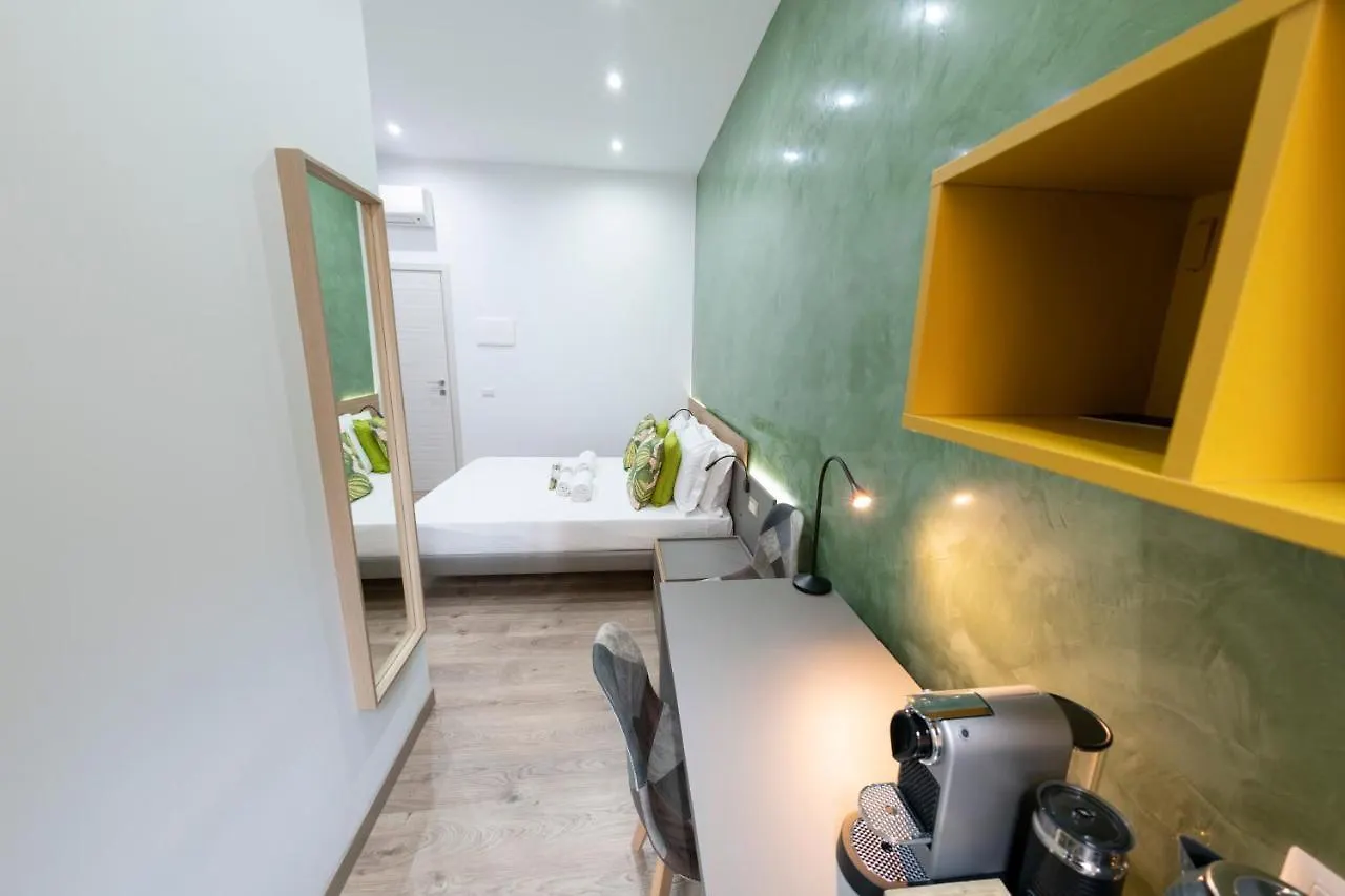 Bed & Breakfast Catone Luxury Rooms Rome Italy