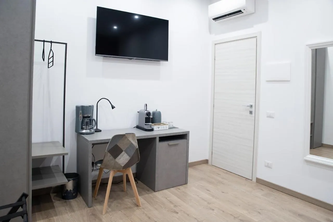 Bed & Breakfast Catone Luxury Rooms Rome