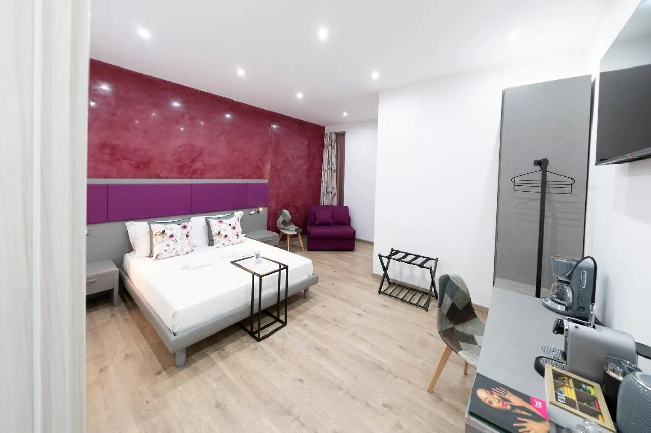 Bed & Breakfast Catone Luxury Rooms Rome Italy